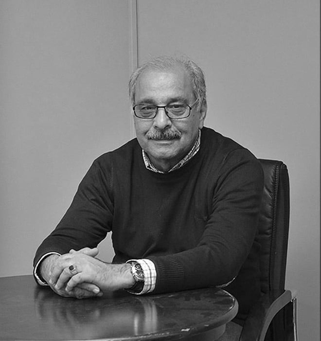 خاکی