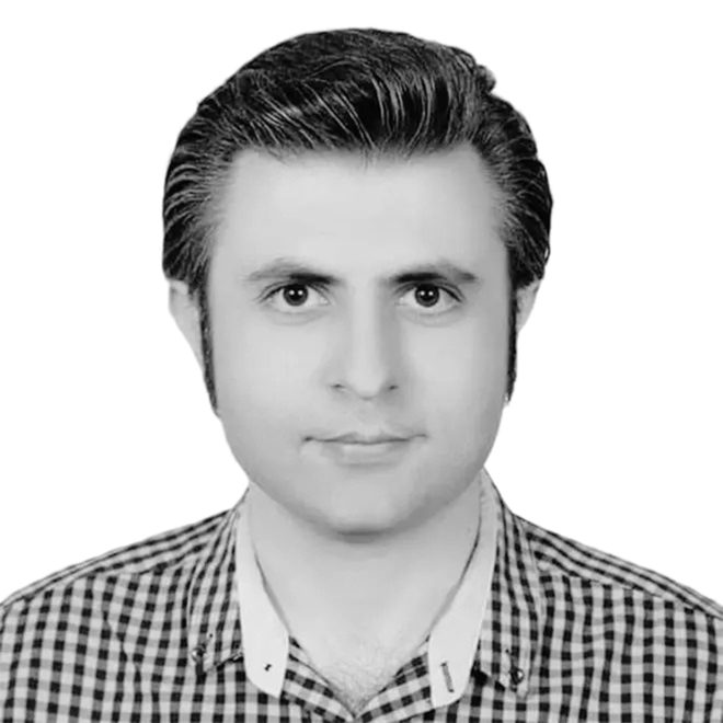 مصطفی حسینی