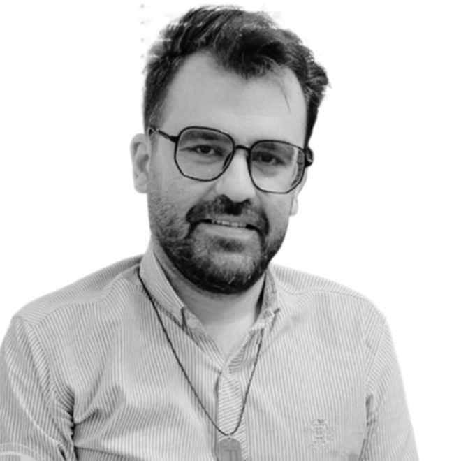 مصطفی شریفیان