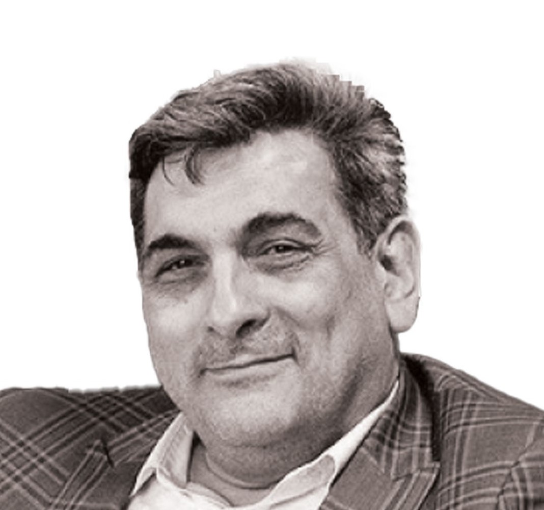 پیروز حناچی