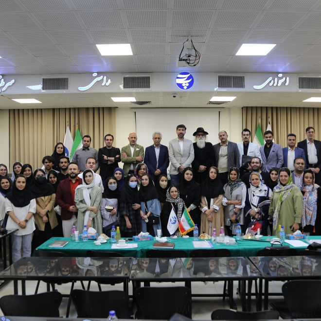 عکس دسته جمعی سمینار تخصصی «نگاهی به اکسپو 2020» در دانشگاه پارس